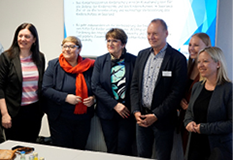 v.l n.r. Martina Holzner (MdL); Sevim Kaya-Karadag (MdL); Bettina Altesleben (Staatssekretärin MASFG); Kai Frisch; Kira Braun